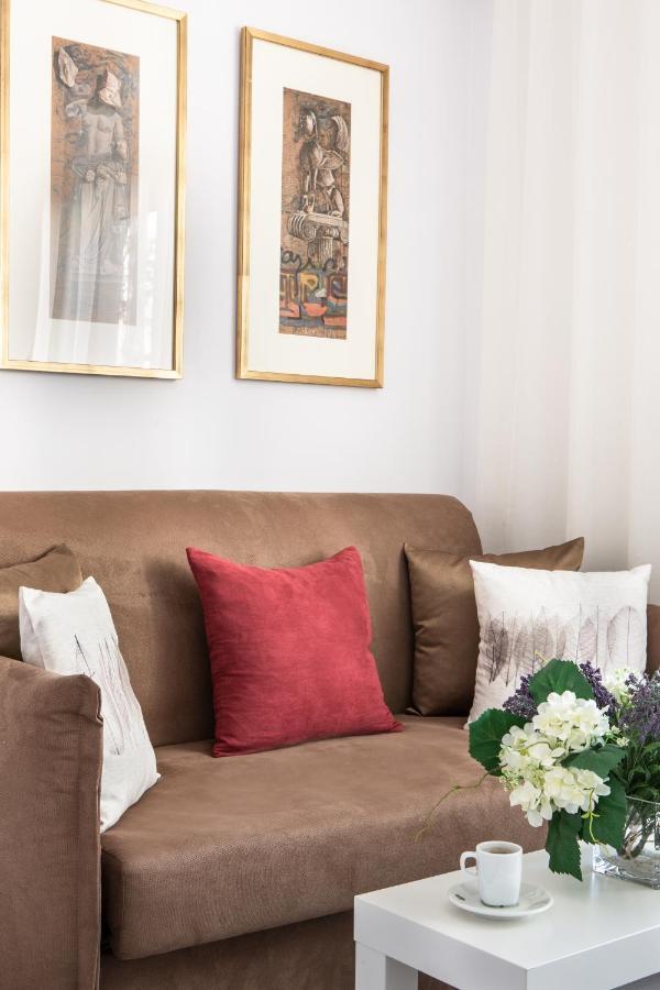 The Square Six Appartement Athene Buitenkant foto