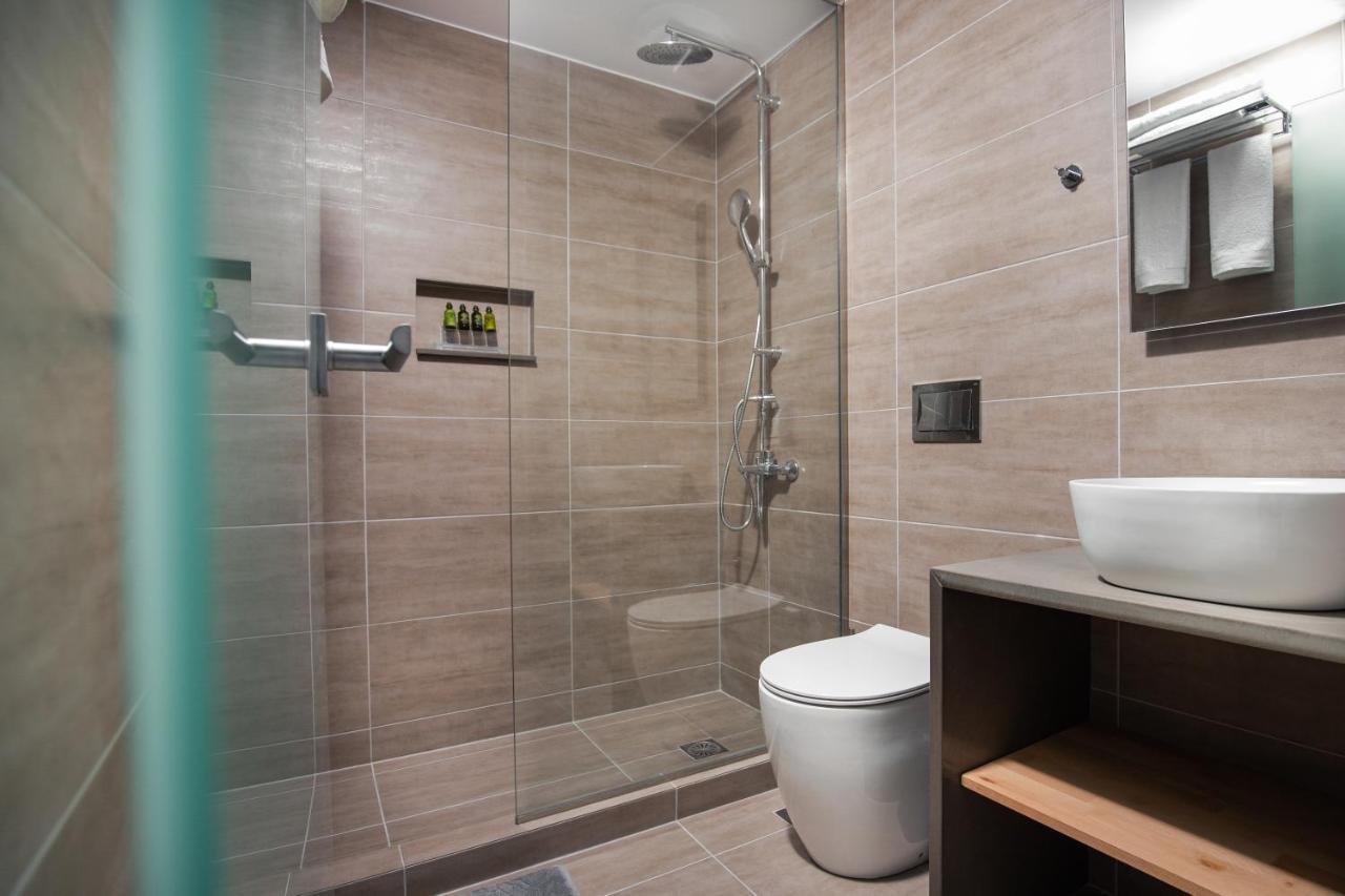 The Square Six Appartement Athene Buitenkant foto