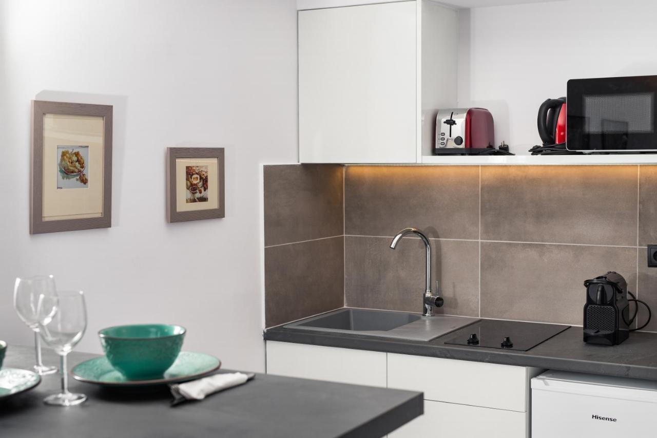 The Square Six Appartement Athene Buitenkant foto