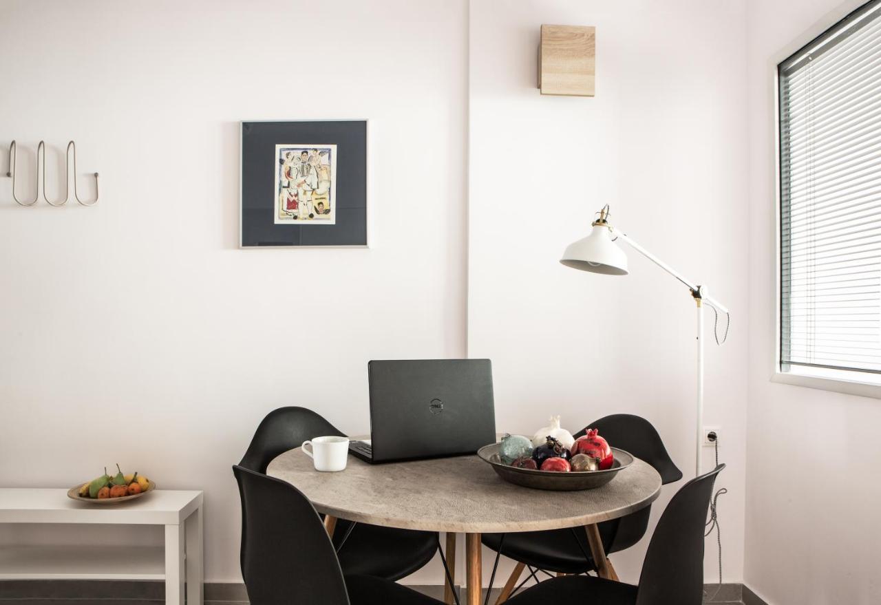 The Square Six Appartement Athene Buitenkant foto